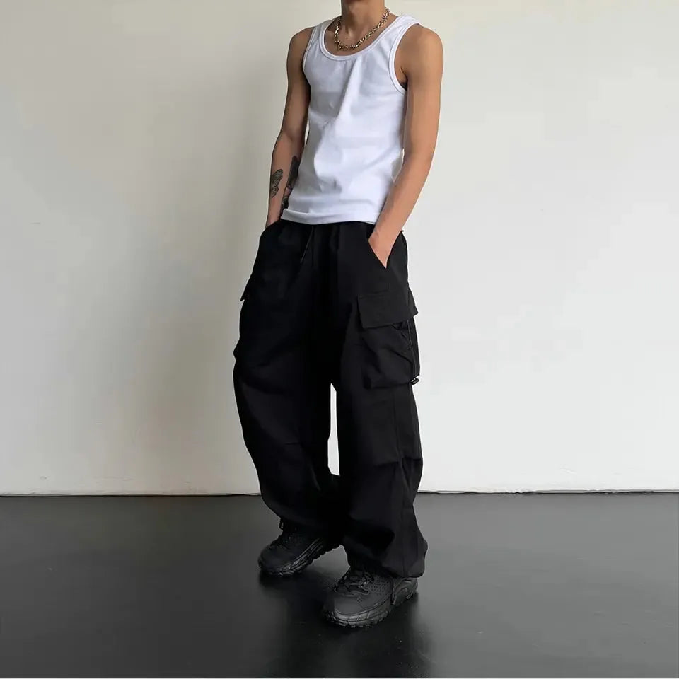 Utility Cargo Pants – More Room. Less Nonsense.