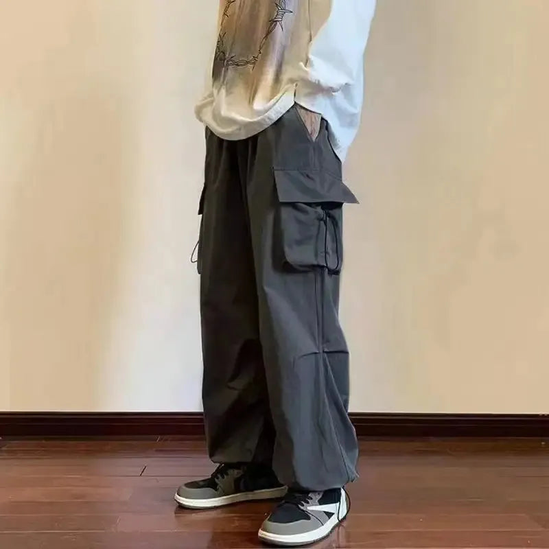 Utility Cargo Pants – More Room. Less Nonsense.