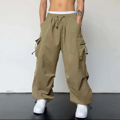 Utility Cargo Pants – More Room. Less Nonsense.