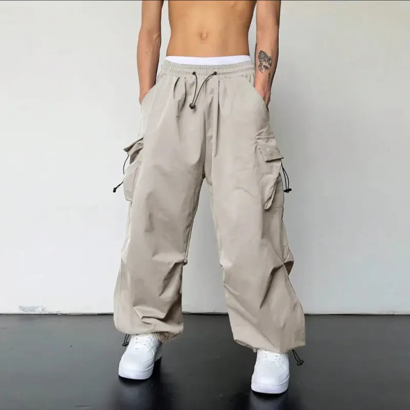 Utility Cargo Pants – More Room. Less Nonsense.