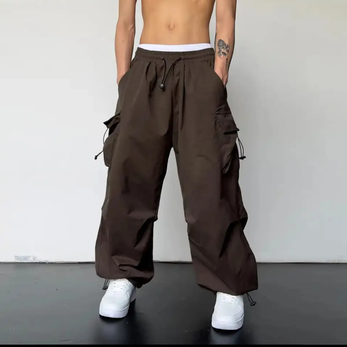 Utility Cargo Pants – More Room. Less Nonsense.