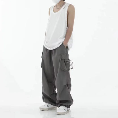 Utility Cargo Pants – More Room. Less Nonsense.